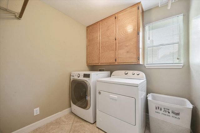 1306 Forest Hollow Drive, Missouri City, TX 77459