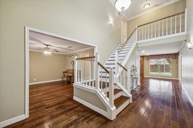 1306 Forest Hollow Drive, Missouri City, TX 77459