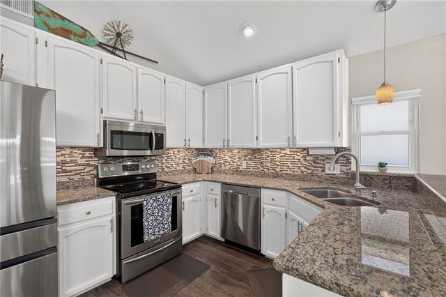 15246 CARTAGENA Ct, Corpus Christi, TX 78418