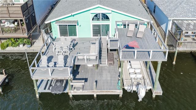 15246 CARTAGENA Ct, Corpus Christi, TX 78418