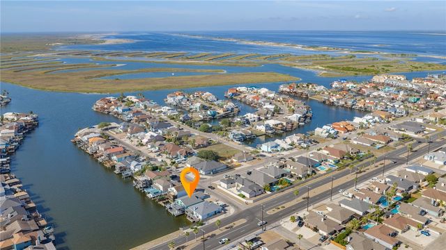 15246 CARTAGENA Ct, Corpus Christi, TX 78418