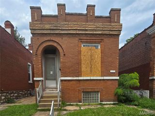 3451 Itaska Street, St Louis, MO 63111