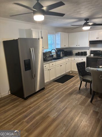 614 Alfred C Carson, Sandersville, GA 31082