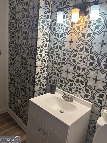 614 Alfred C Carson, Sandersville, GA 31082