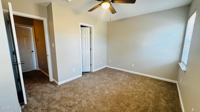 2002 Grandeur Avenue, Jacksonville, NC 28546