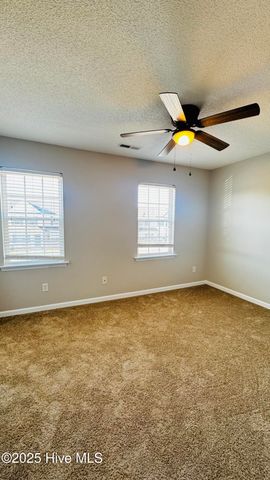 2002 Grandeur Avenue, Jacksonville, NC 28546