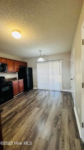 2002 Grandeur Avenue, Jacksonville, NC 28546