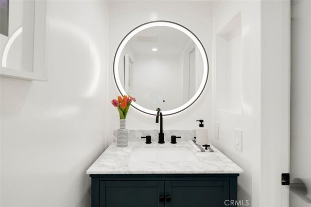 14727 Magnolia 126, Sherman Oaks, CA 91403