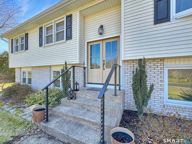 65 Nida Drive, North Branford, CT 06472