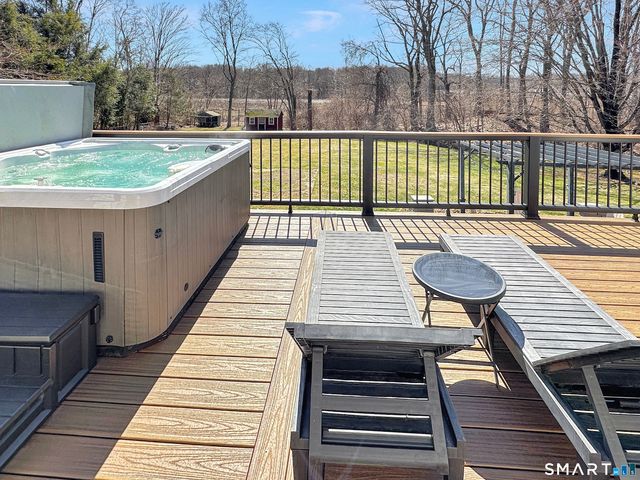 65 Nida Drive, North Branford, CT 06472