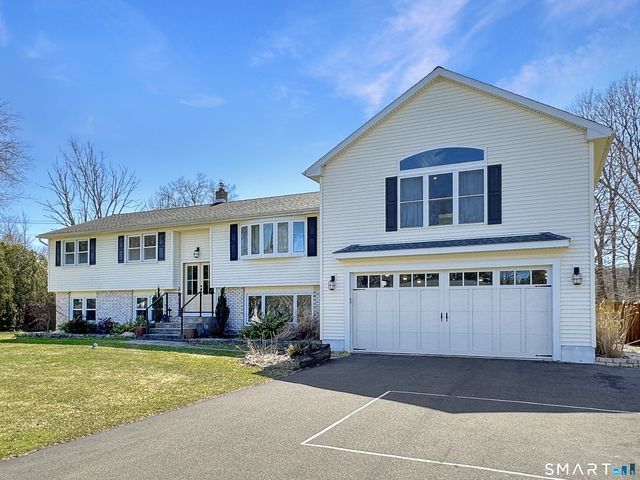 65 Nida Drive, North Branford, CT 06472