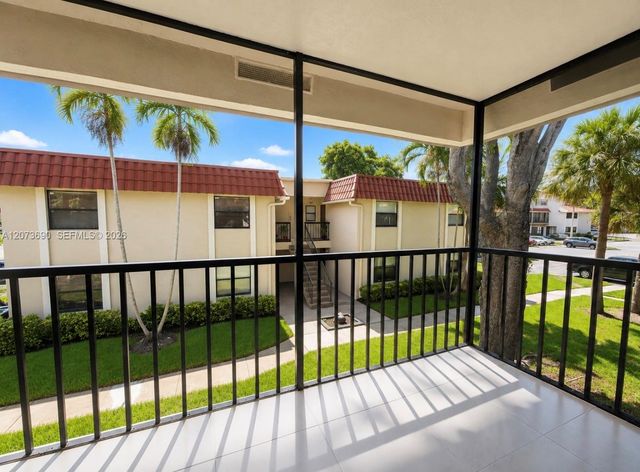 9730 Hammocks Boulevard 201-28, Miami, FL 33196