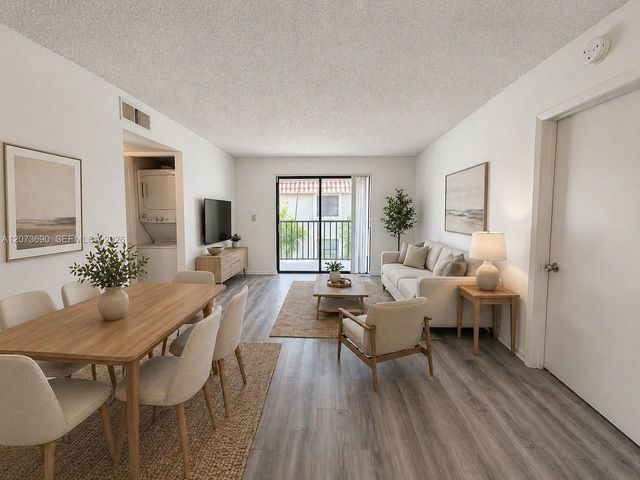 9730 Hammocks Boulevard 201-28, Miami, FL 33196