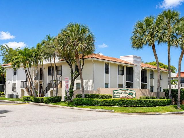 9730 Hammocks Boulevard 201-28, Miami, FL 33196