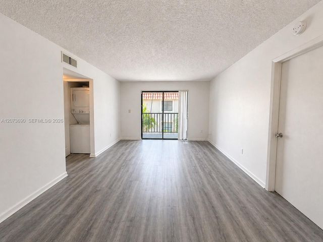 9730 Hammocks Boulevard 201-28, Miami, FL 33196