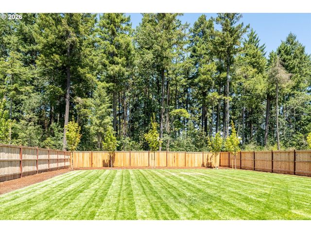 25331 E BROADWAY Ave, Veneta, OR 97487