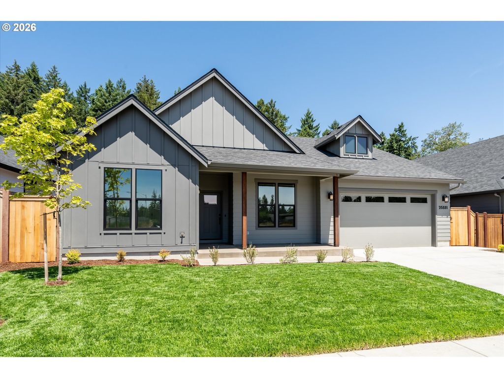 25331 E BROADWAY Ave, Veneta, OR 97487