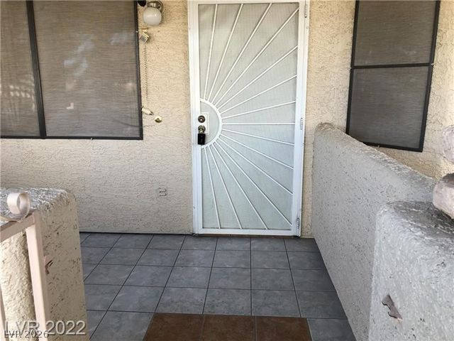1105 SULPHUR SPRINGS Lane 102, Las Vegas, NV 89128