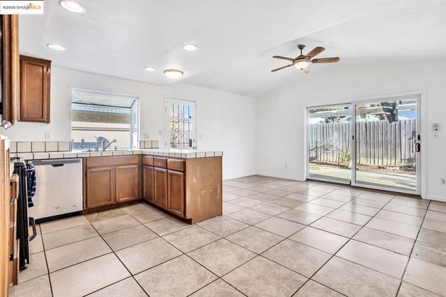 2031 Biscay DR, Pittsburg, CA 94565