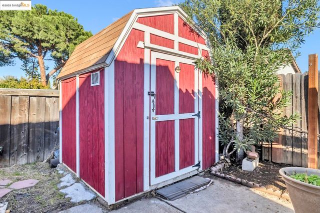 2031 Biscay DR, Pittsburg, CA 94565