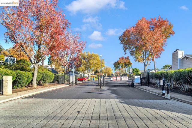 2031 Biscay DR, Pittsburg, CA 94565