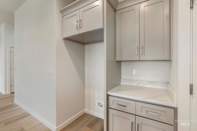 902 23rd Ave E, Jerome, ID 83338