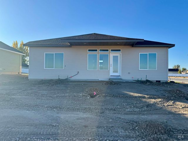 902 23rd Ave E, Jerome, ID 83338