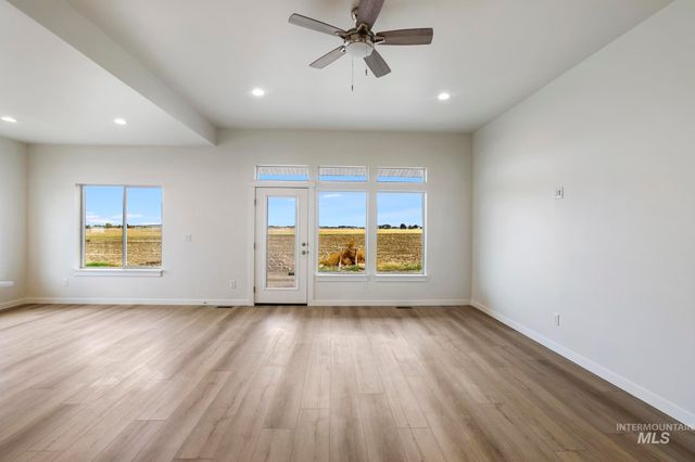 902 23rd Ave E, Jerome, ID 83338