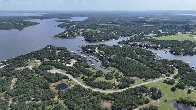 155 County Road 1742, Chico, TX 76431