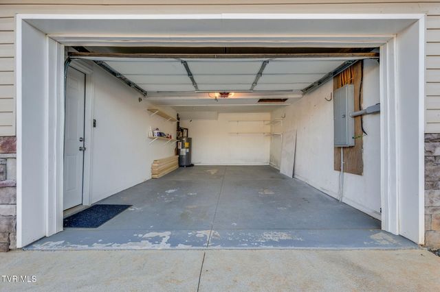 2013 Katelyn Drive, Elizabethton, TN 37643