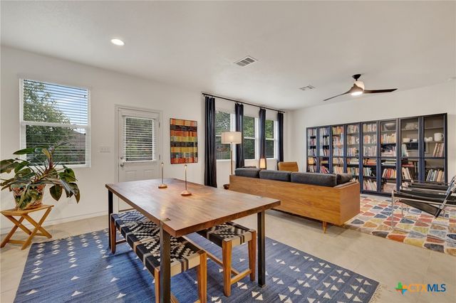 236 Mary Max Circle, San Marcos, TX 78666