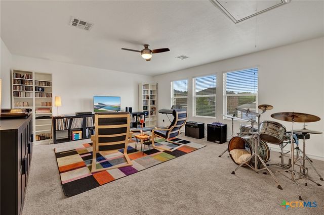 236 Mary Max Circle, San Marcos, TX 78666