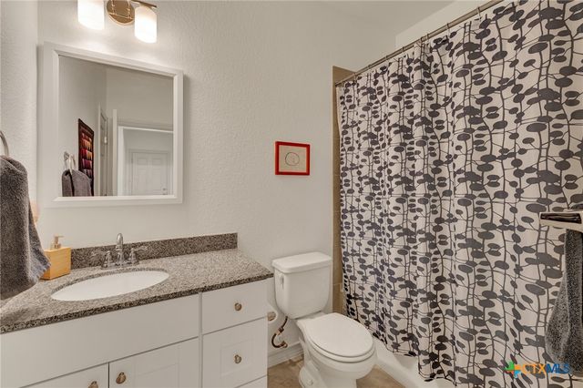 236 Mary Max Circle, San Marcos, TX 78666