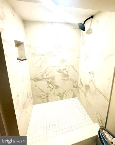 2552 S BEULAH ST, Philadelphia, PA 19148