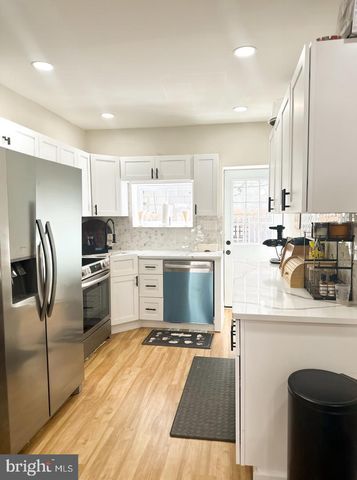 2552 S BEULAH ST, Philadelphia, PA 19148