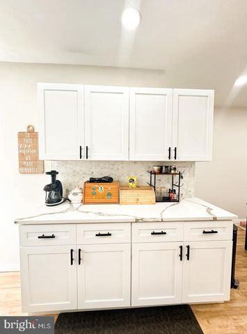 2552 S BEULAH ST, Philadelphia, PA 19148