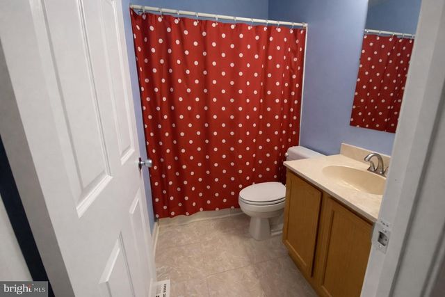 21 PARK SIDE DR, Sicklerville, NJ 08081