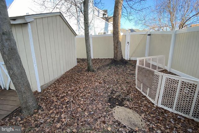 21 PARK SIDE DR, Sicklerville, NJ 08081