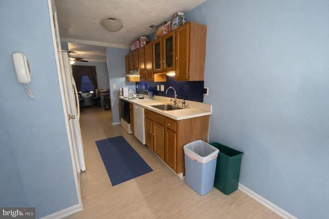 21 PARK SIDE DR, Sicklerville, NJ 08081