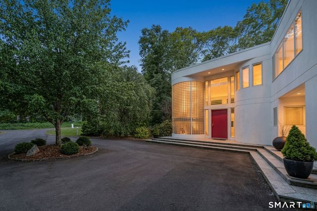 14 Grouse Lane, Woodbridge, CT 06525
