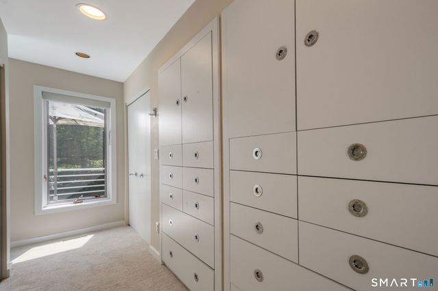 14 Grouse Lane, Woodbridge, CT 06525