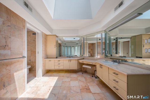 14 Grouse Lane, Woodbridge, CT 06525