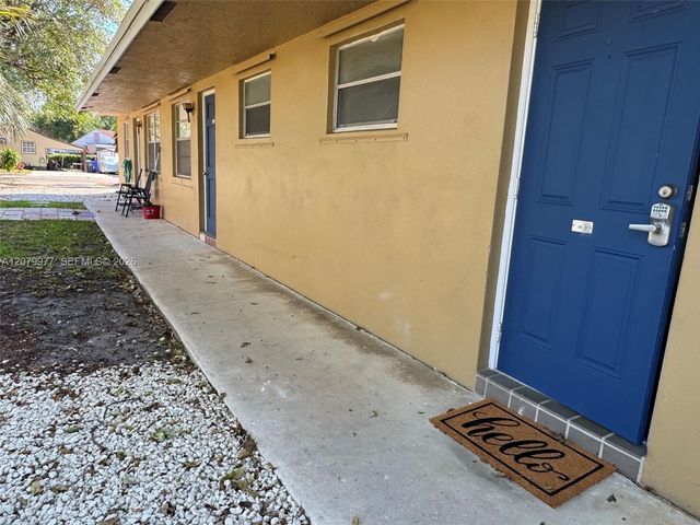 5639 Lincoln Street 3, Hollywood, FL 33021
