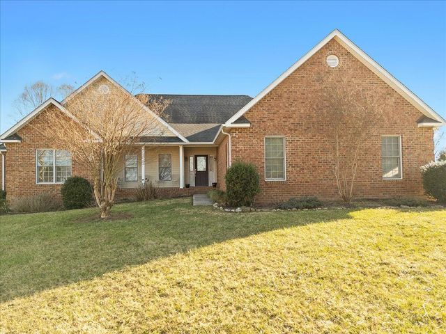 360 Maple Ridge LN, Fincastle, VA 24090