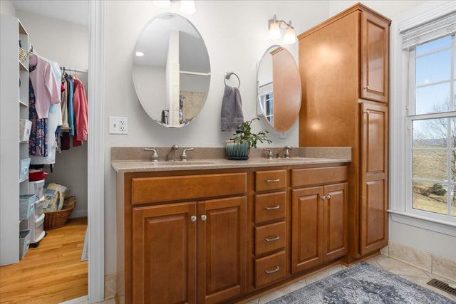 360 Maple Ridge LN, Fincastle, VA 24090
