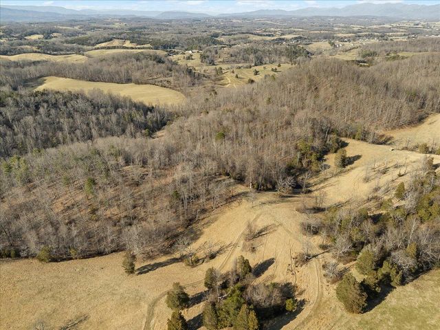 360 Maple Ridge LN, Fincastle, VA 24090