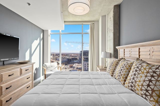 600 12th Ave S Apt 1816, Nashville, TN 37203