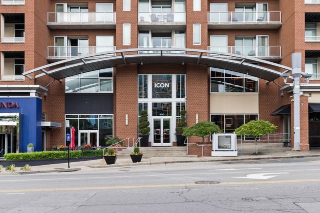 600 12th Ave S Apt 1816, Nashville, TN 37203