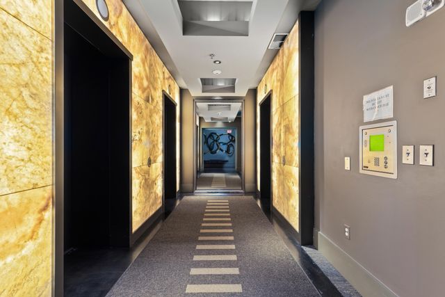 600 12th Ave S Apt 1816, Nashville, TN 37203