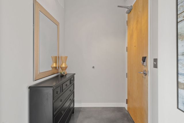 600 12th Ave S Apt 1816, Nashville, TN 37203